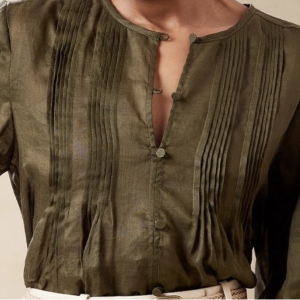 Banana Republic top